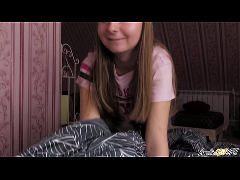 ❤️ Blondinė giliai čiulpia savo BFF ir gauna spermos į burną ☑ Porno prie mūsų ❌